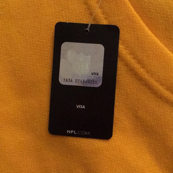 BN Steelers Poncho - Picture 2 of 4